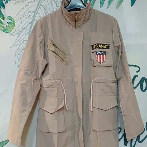 새상품급/베이지 야상자켓