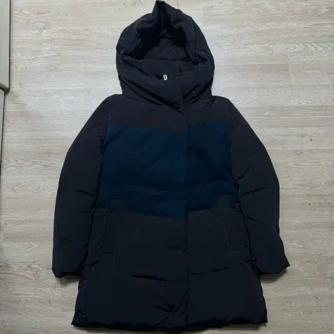 지고트 구스다운 패딩 점퍼