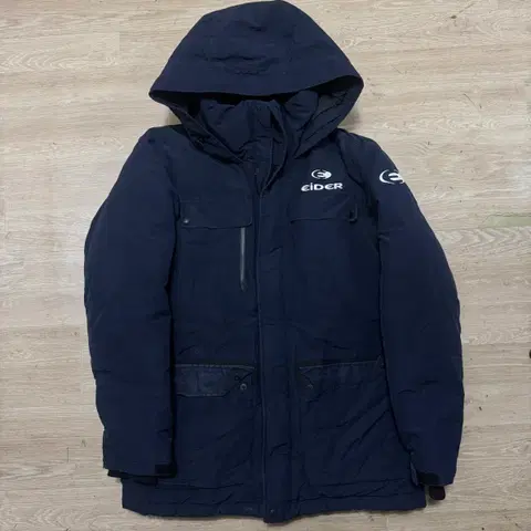 아이더 덕다운 자수로고 패딩