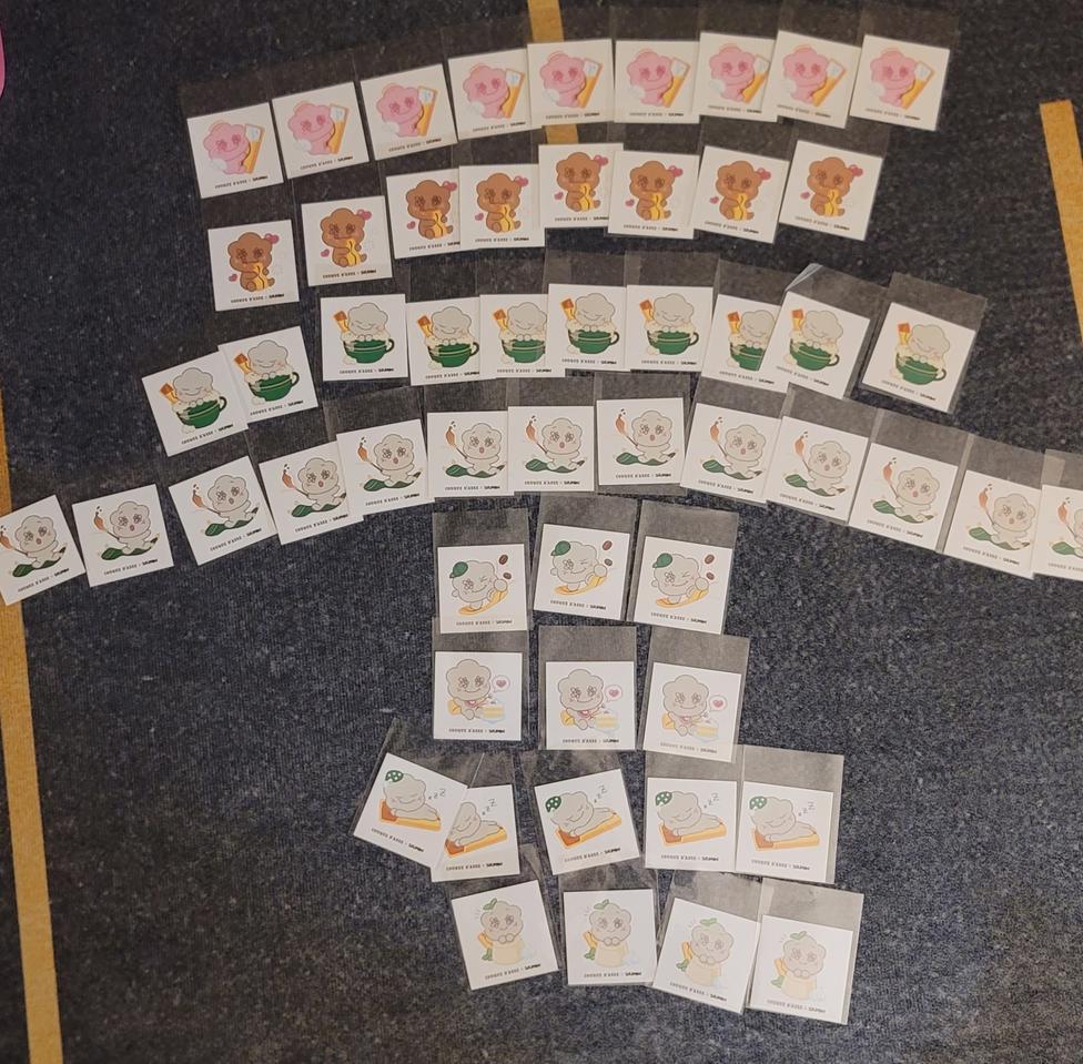 크라운 쿠크다스 쿠크슈몬 블랙핑크 지수 슈몬 스티커 한정판