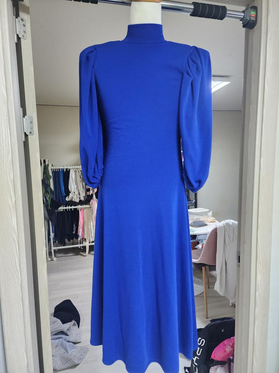 반목 퍼프 기모 롱 원피스