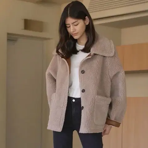 비뮤즈 베어 무스탕