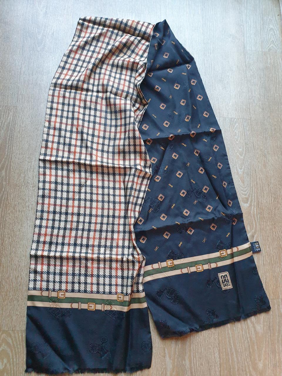 명품 닥스 가장멋지고 고급스러운 실크 머플러 목도리입니다