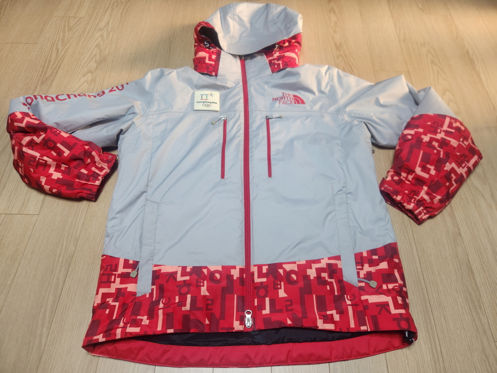 평창 노스페이스 스키복 상의 점퍼 사이즈 남성 100, 여성 105 판매