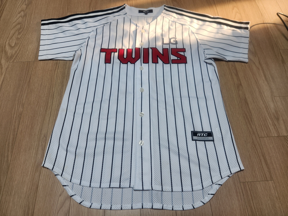 LG트윈스 55번 채은성 유니폼 사이즈 105 판매합니다.