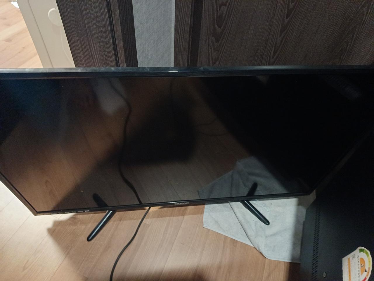 디엘티 40인치 LED TV  판매합니다