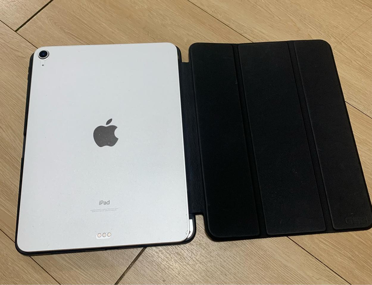 아이패드에어4 64기가 wifi 실버 배터리86%