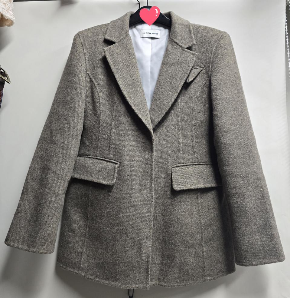 제시뉴욕 오버숄더 헤링본 울 자켓 Free