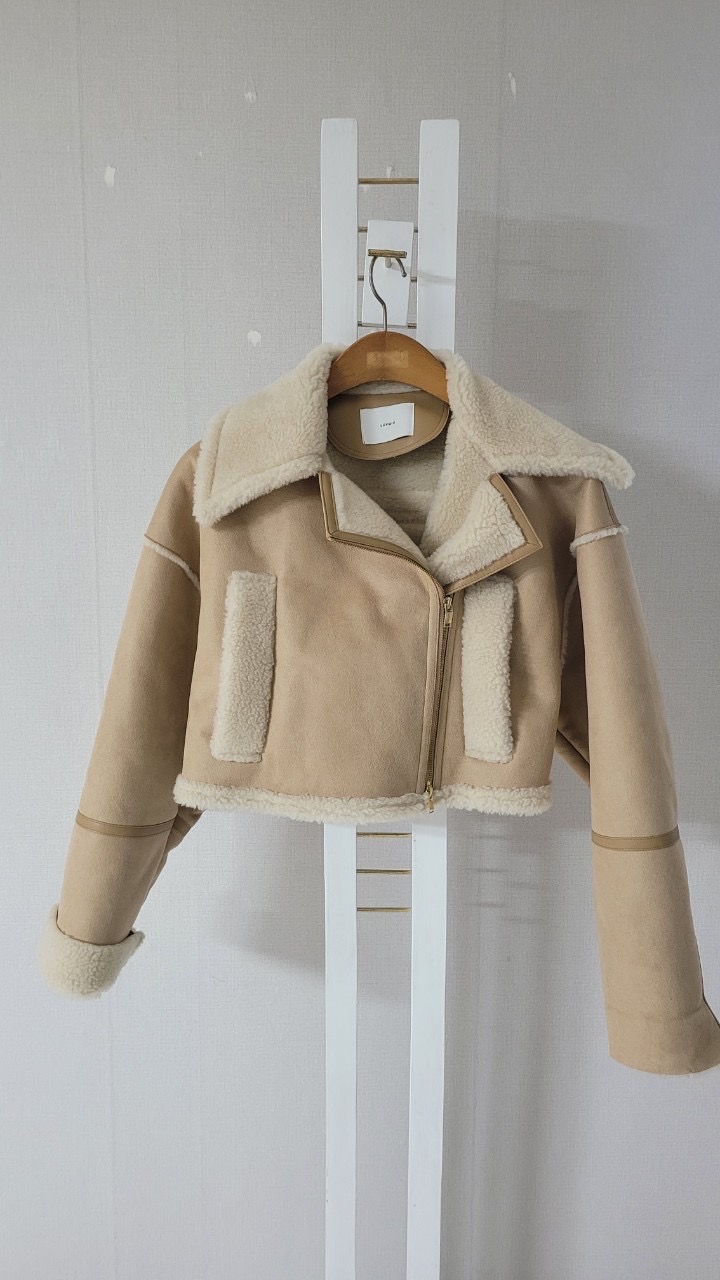 스웨이드 크롭 무스탕 자켓