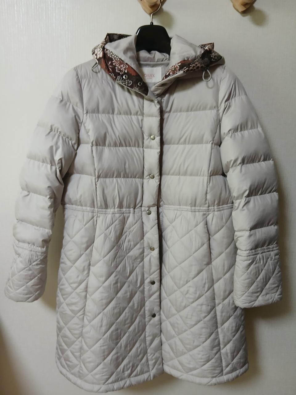 오일릴리 패딩 42사이즈