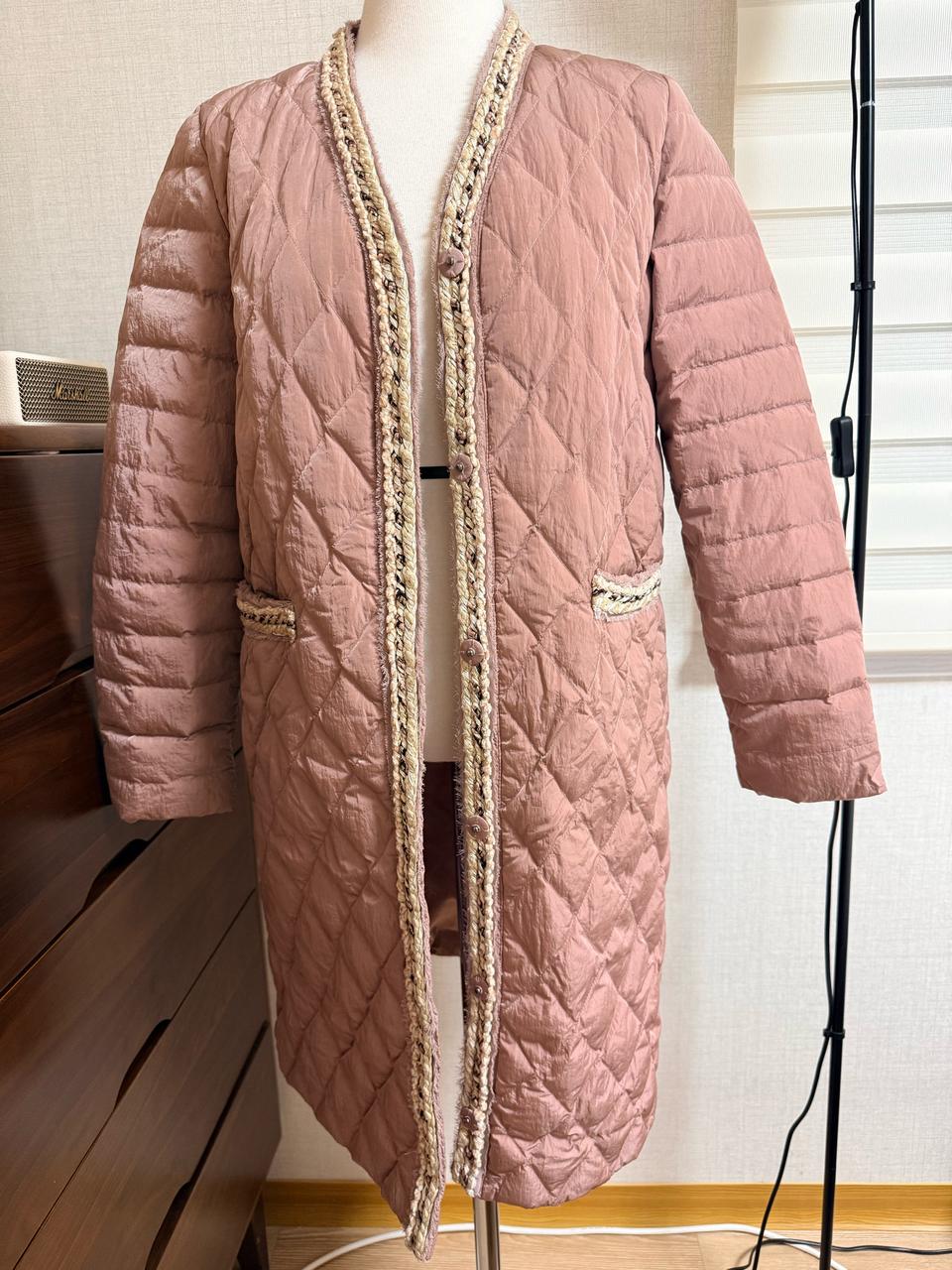 지고트 구스경량패딩