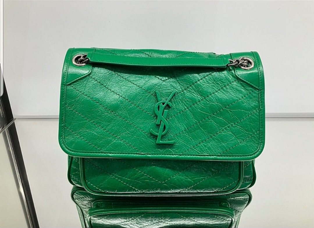 생로랑 니키백 미듐.정품.새상품