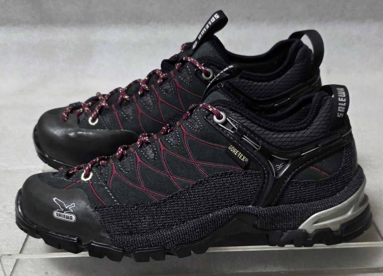 살레와 SALEWA 고어텍스 경등산화 트레킹화 비브람창 여성용 240