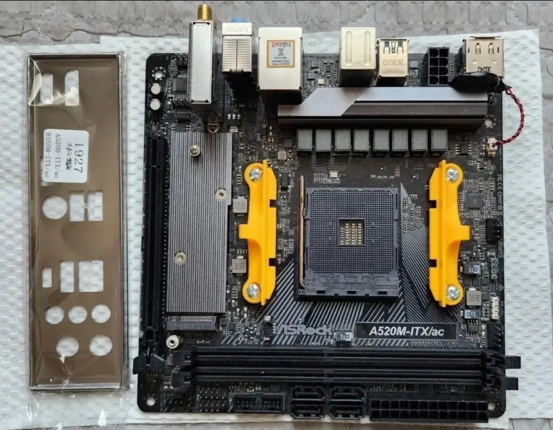 ASRock A520M-ITX/ac 메인보드