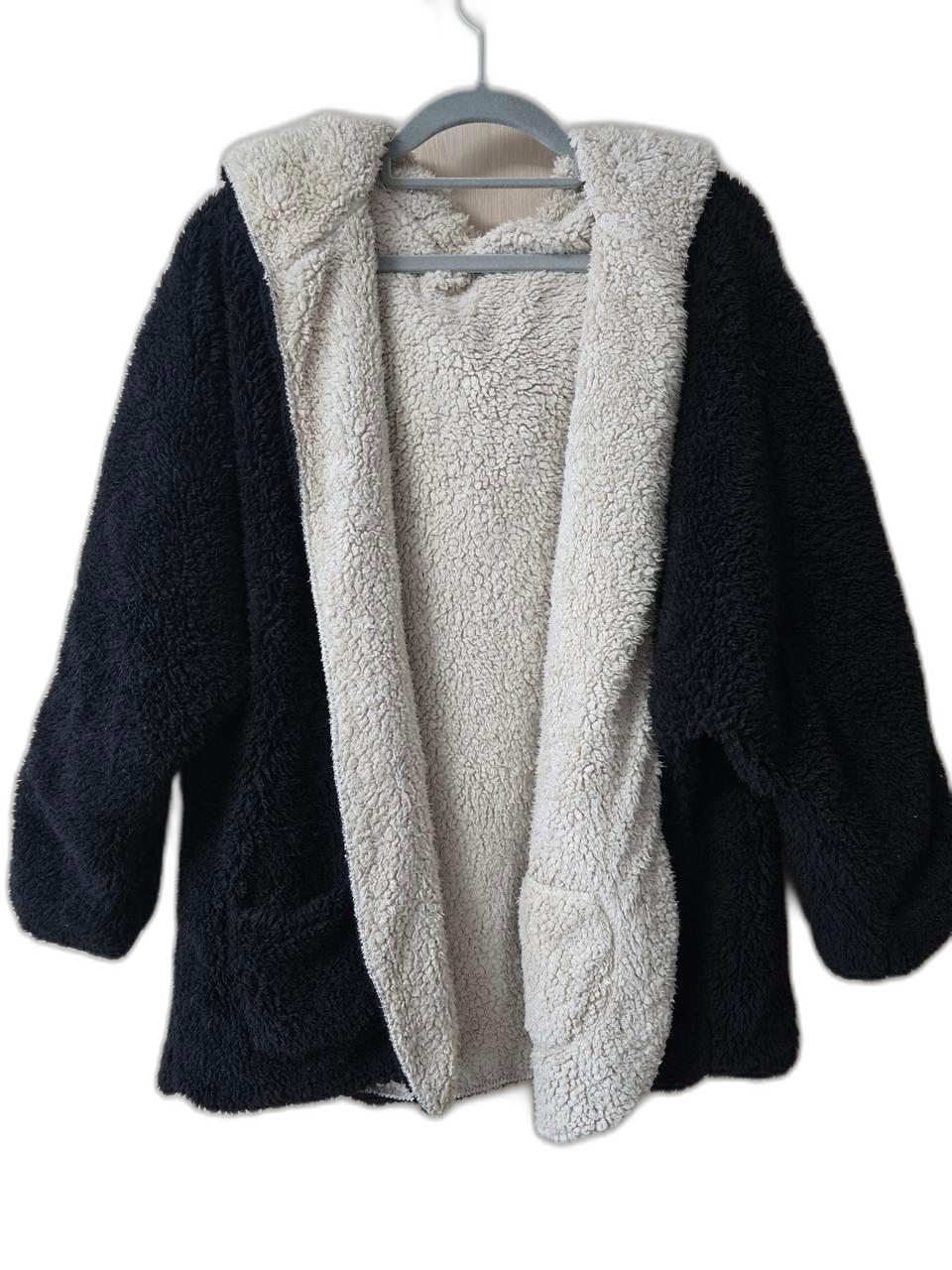 오버핏 뽀글이 양털 배색 점퍼