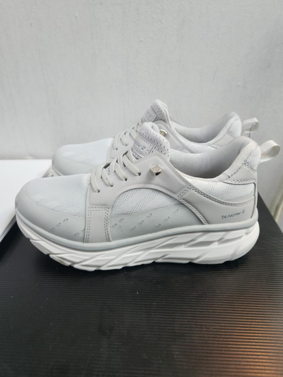 (정품) 베어파우 JASPER 여성 경량스니커즈 (245)