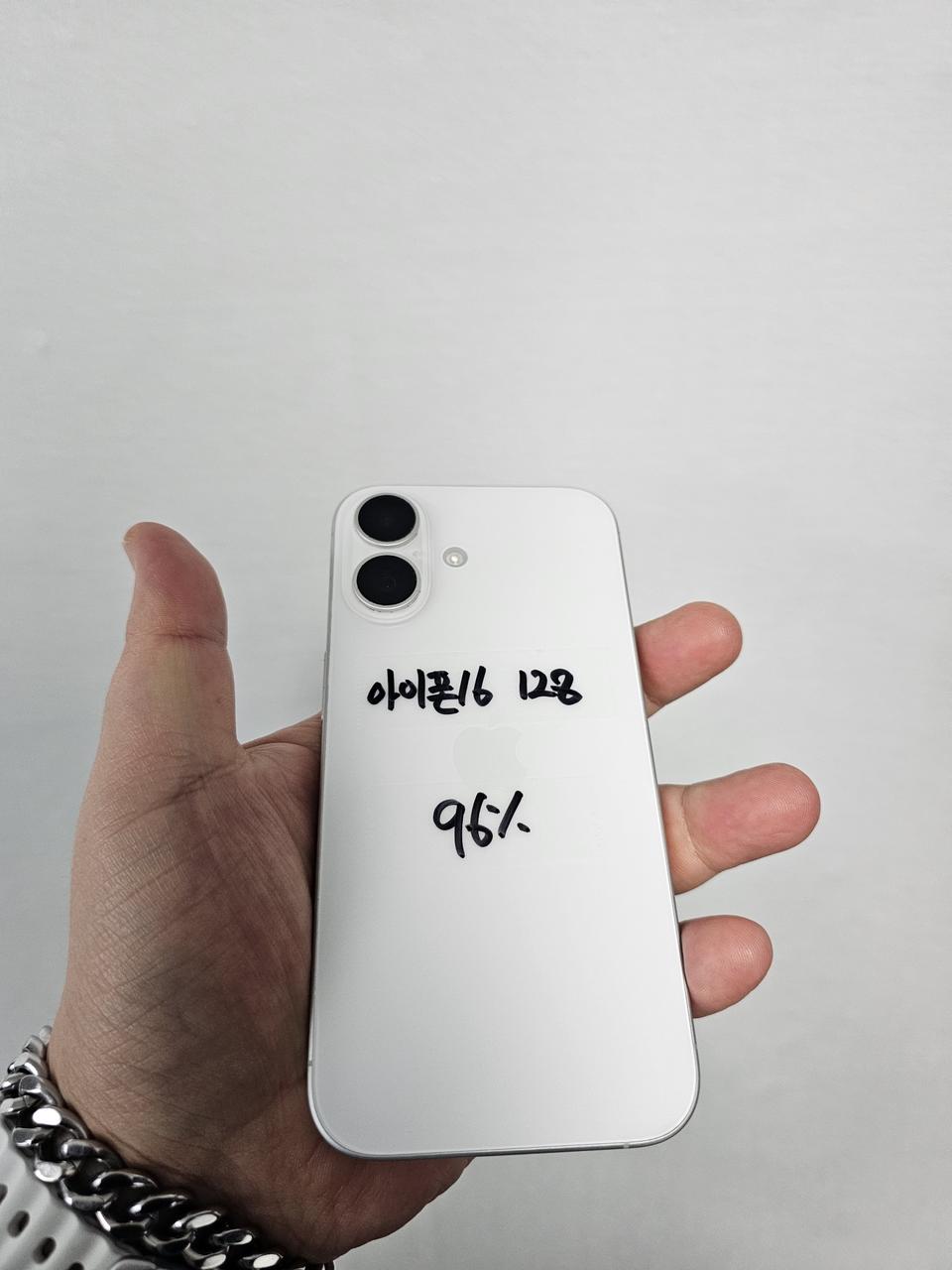 아이폰16 128G 배터리성능96%