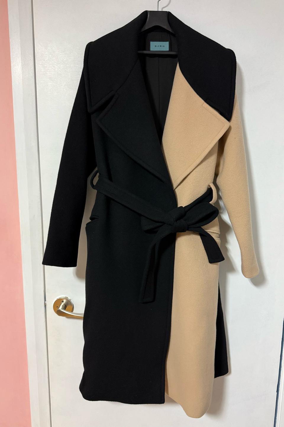 블루민 오데트 코트