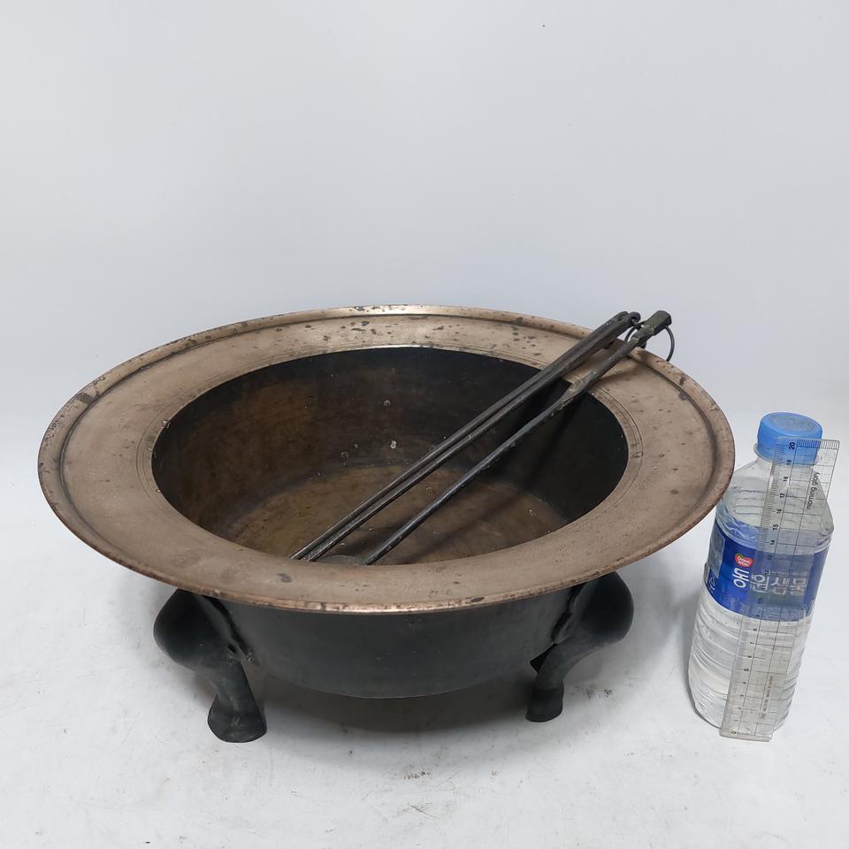 옛날  삼족  동화로 - 민속품.  만물당