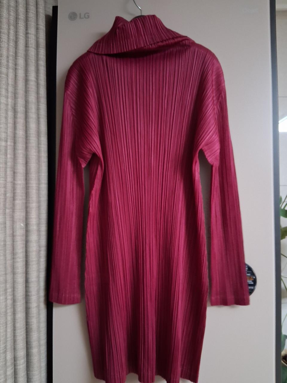 플리츠플리즈 터틀넥 롱탑