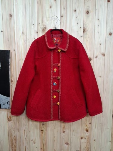 msc mac 빨간색 꽃자수 모직 자켓