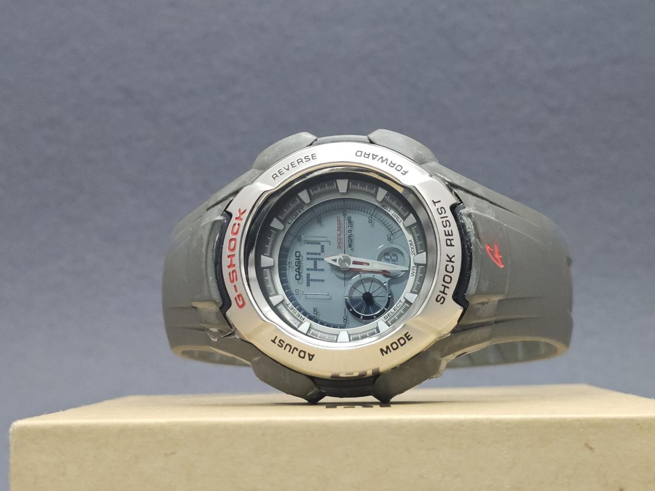 지샥 시계 - 그레이