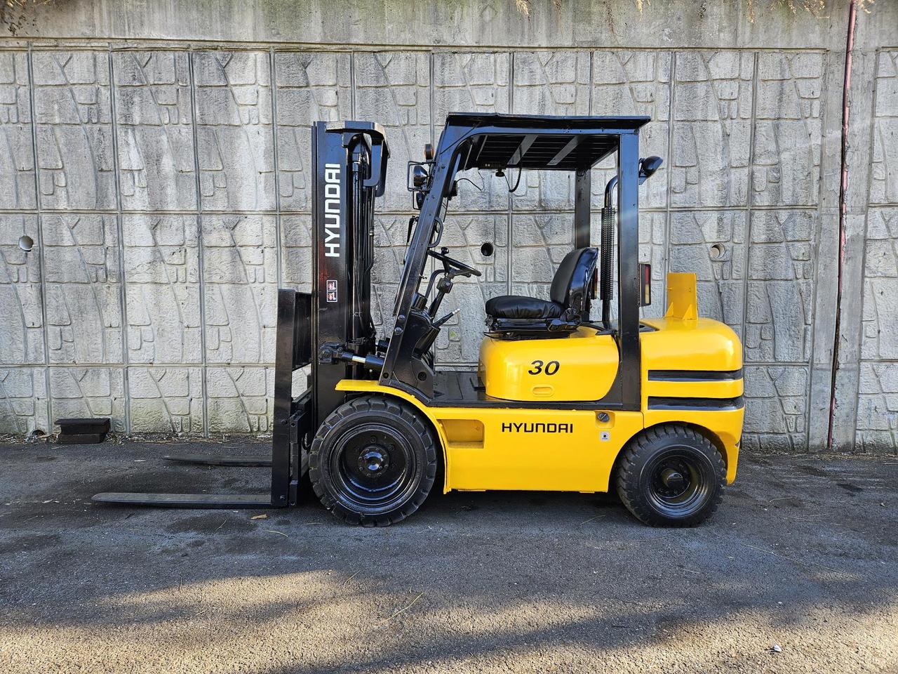 중고지게차 현대 HDF30-II 디젤 3톤 3단 지게차 (사이드쉬프트)