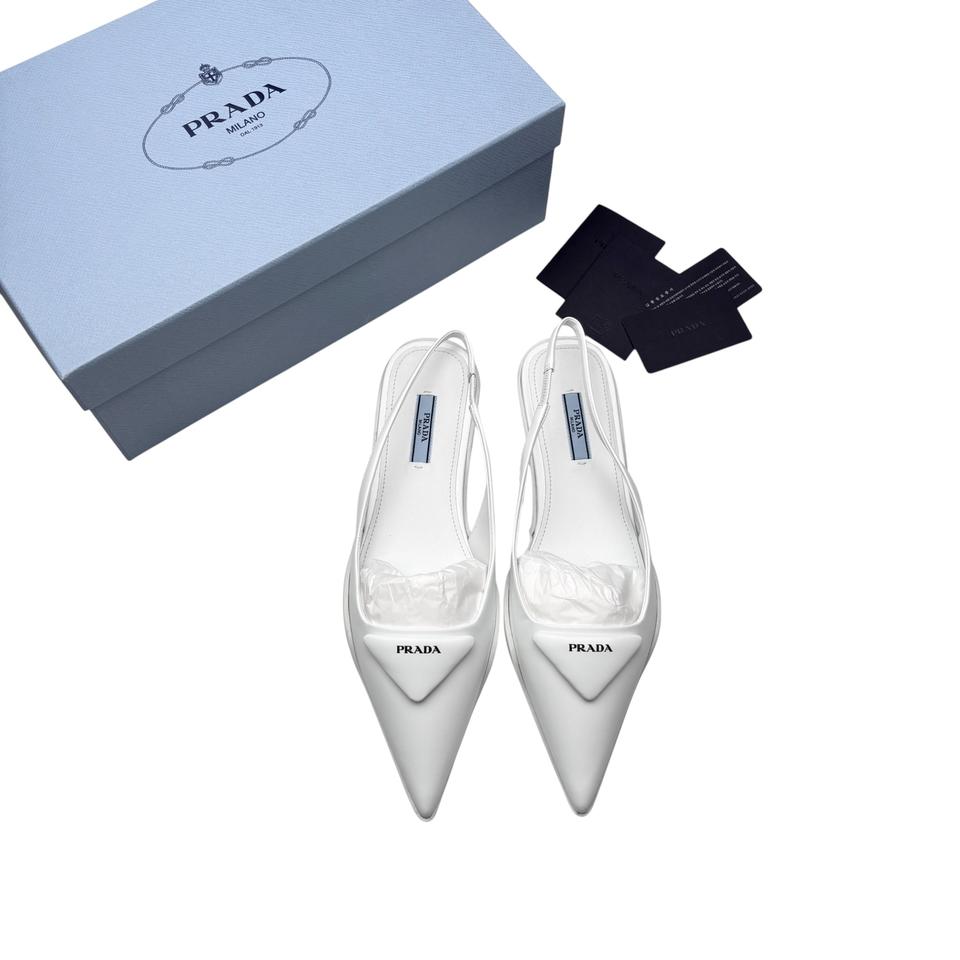 프라다 38 브러시드 발레리나 슬링백 삼각로고