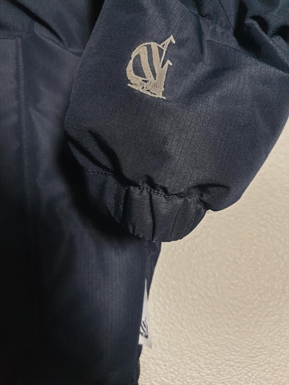 노티카 .가챠.여행용패딩