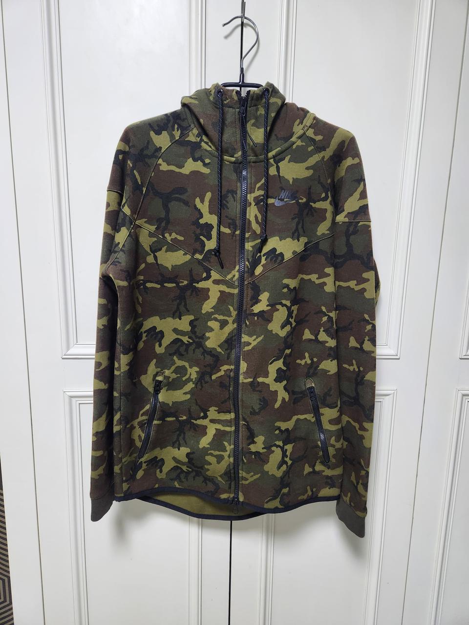 (100)나이키 카모 테크팩 후드집업
