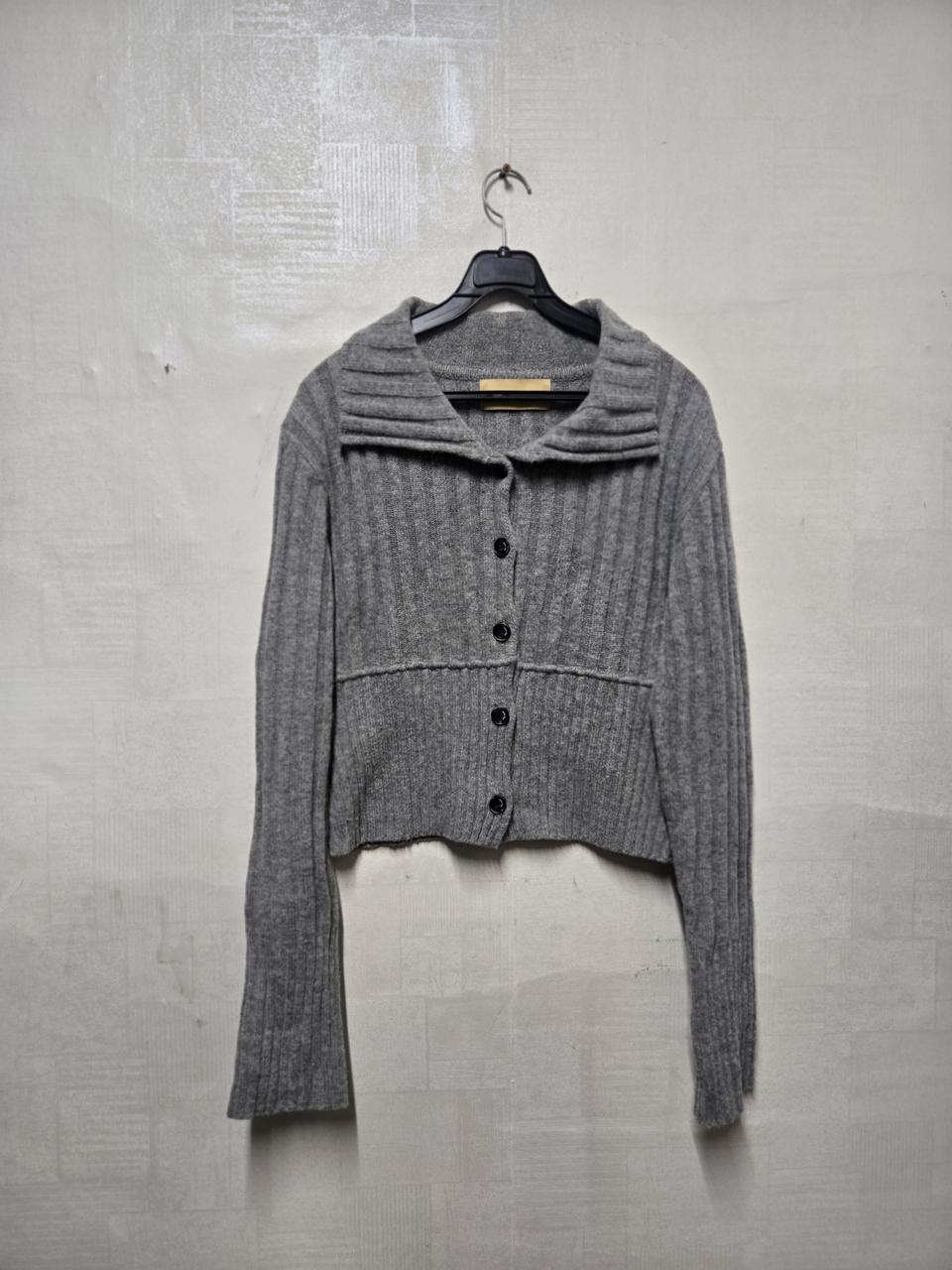 마뗑킴 세미 크롭 니트가디건