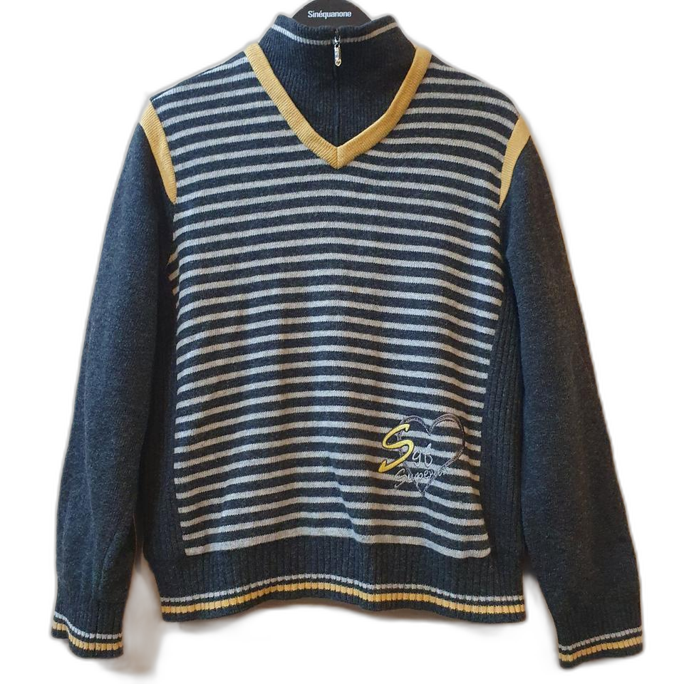 슈페리어 짚업니트