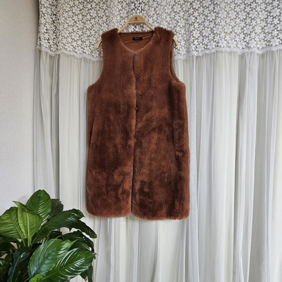 Antvee E. 퍼 베스트 M