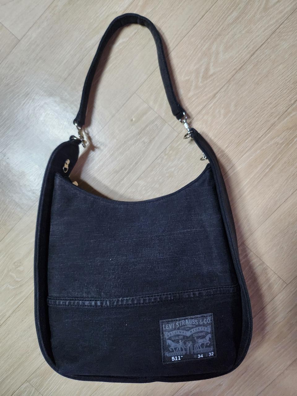 리바이스 숄더백
