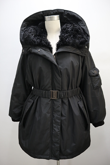 여성 KARL LAGERFELD 칼라거펠트 후드 구스다운 점퍼 24년식