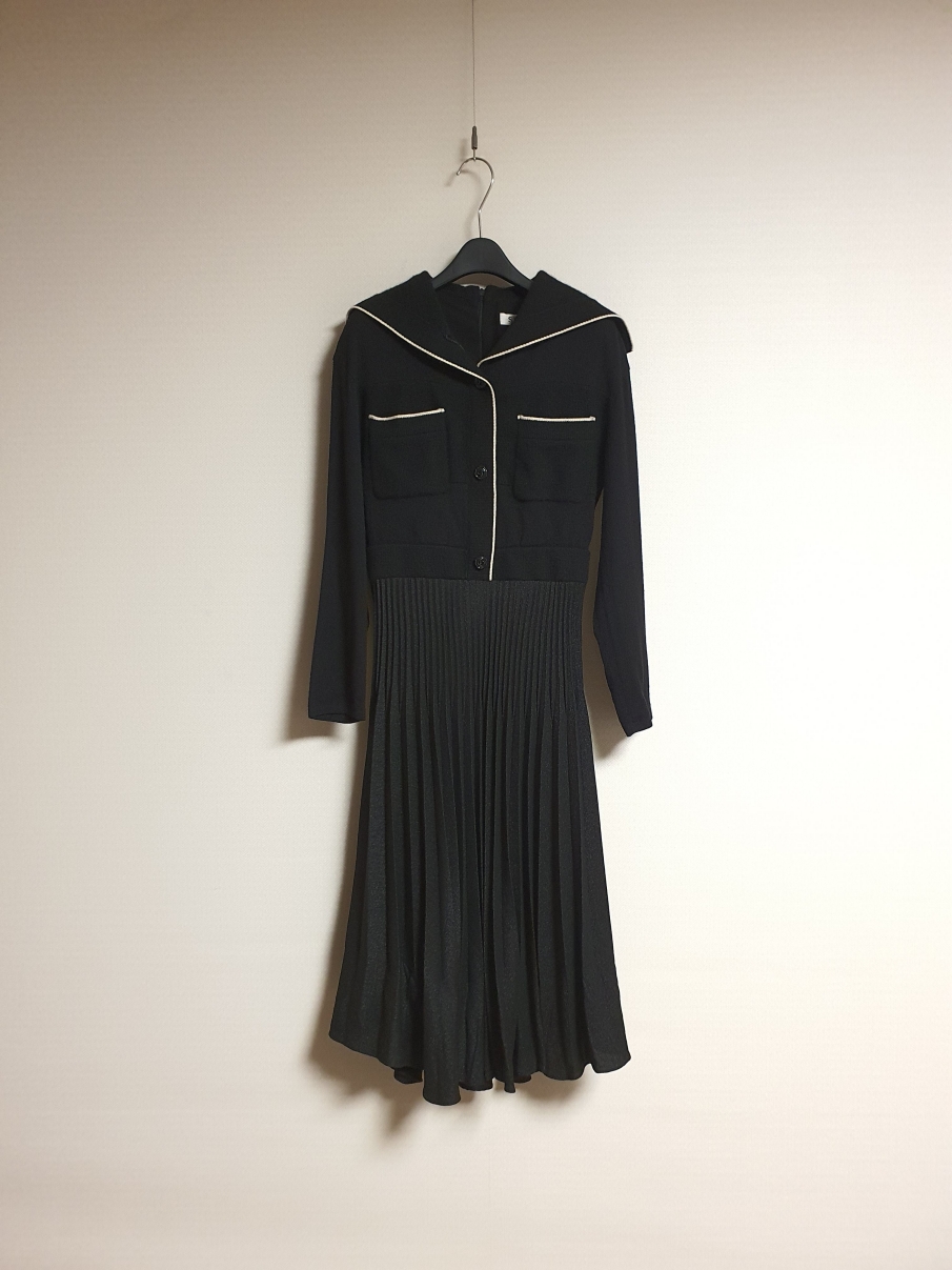 sjsj 에스제이 한섬 플리츠 디테일 원피스 44 사이즈 