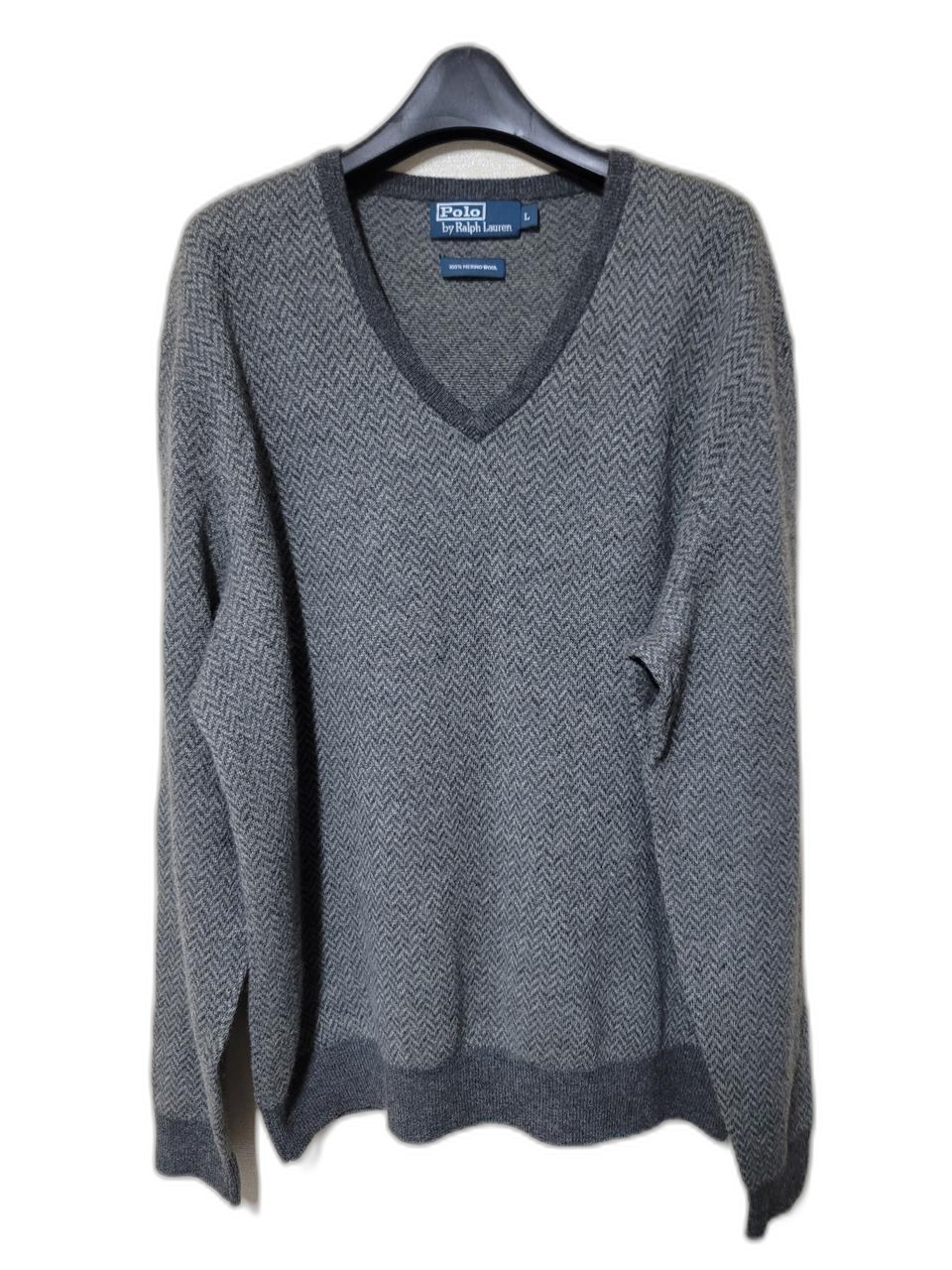 폴로 헤링본 브이넥 니트