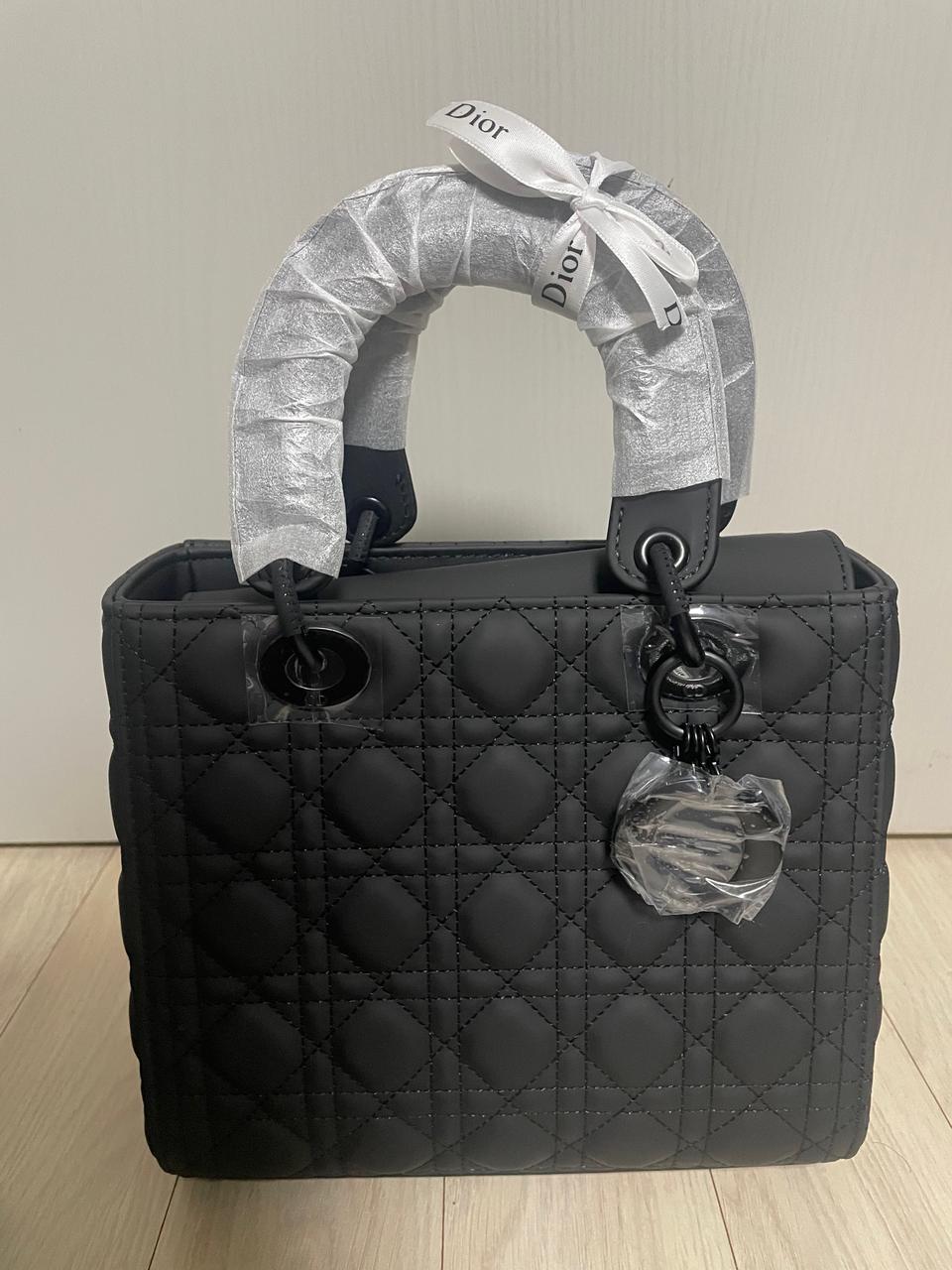 디올 LADY 울트라 매트백