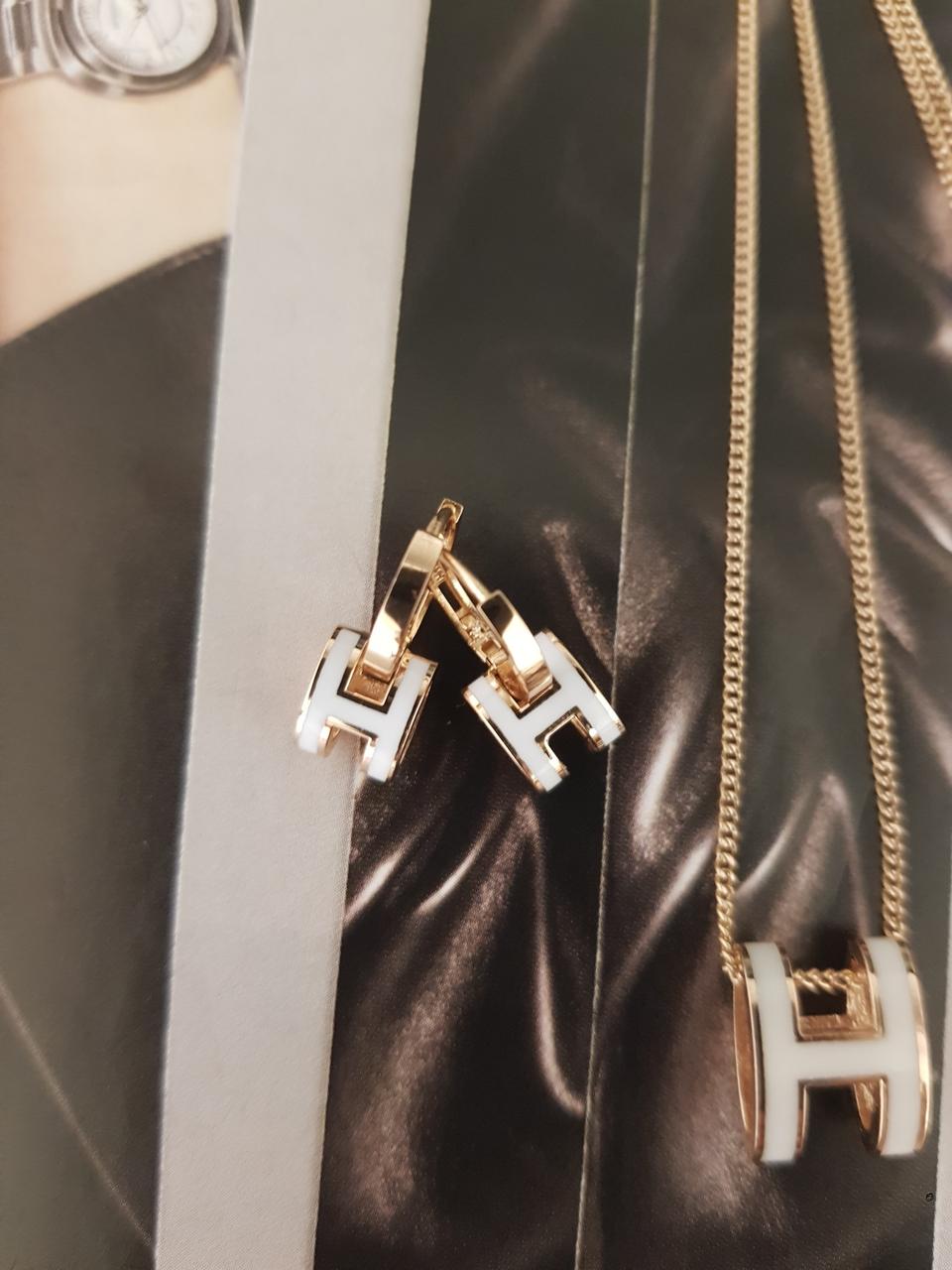 18k 화이트 에폭시 귀걸이