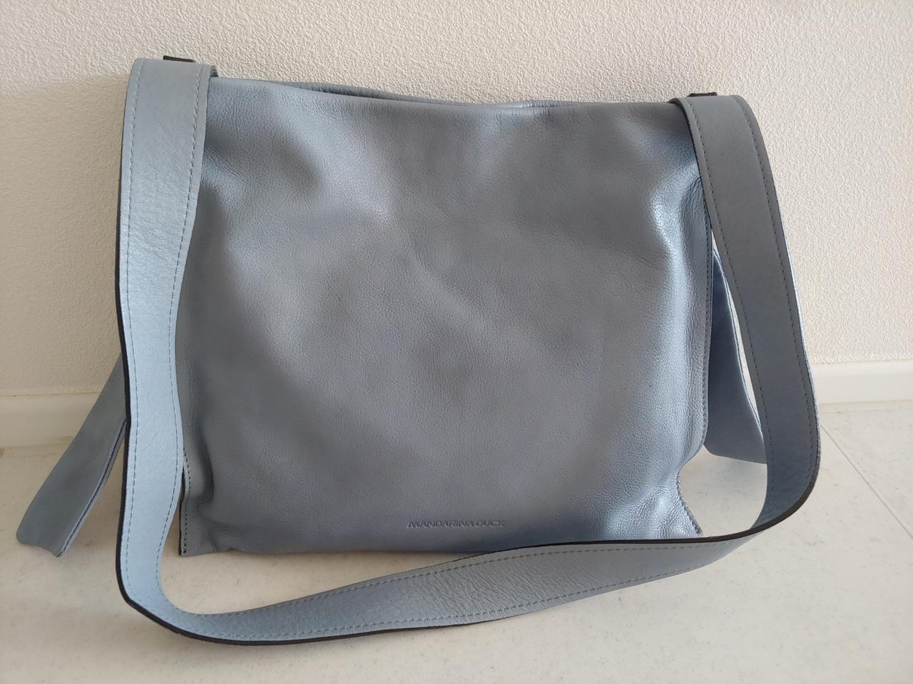 만다리나덕 크로스백