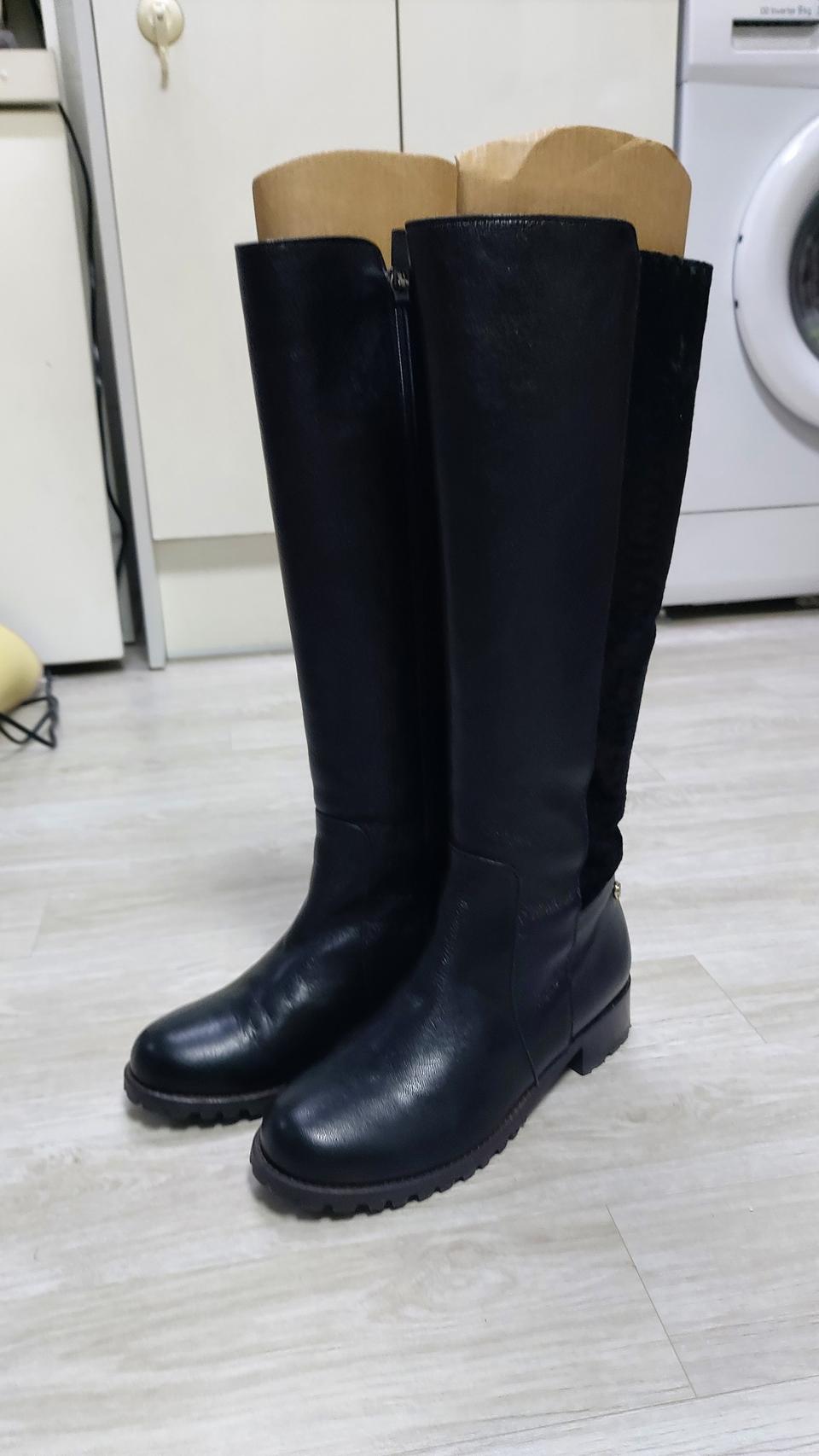 오브엠 가죽 롱부츠 235 *거의새것*