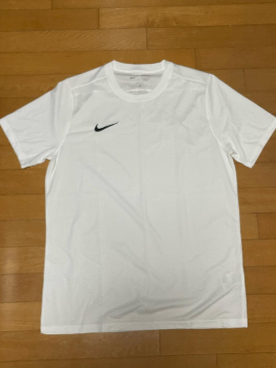 나이키 정품 흰색 반팔 티셔츠 XL 새상품