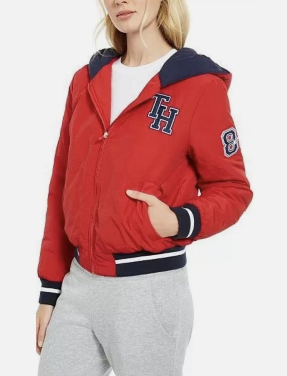 타미힐피거 스포츠 바시티 후드 패딩 점퍼(M)