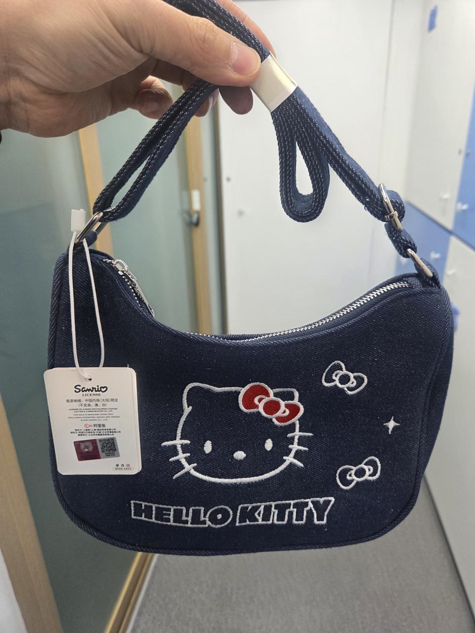 산리오 키티 데님 숄더백