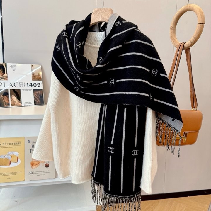 샤넬 스트라이프 머플러