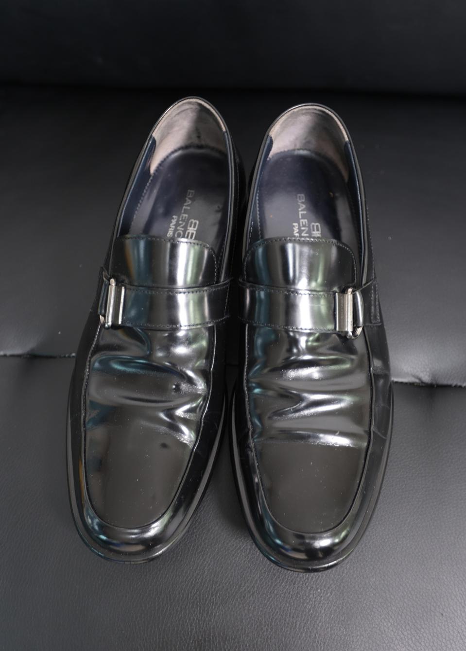 관리 잘한 매장정품 발렌시아가 로퍼255~260