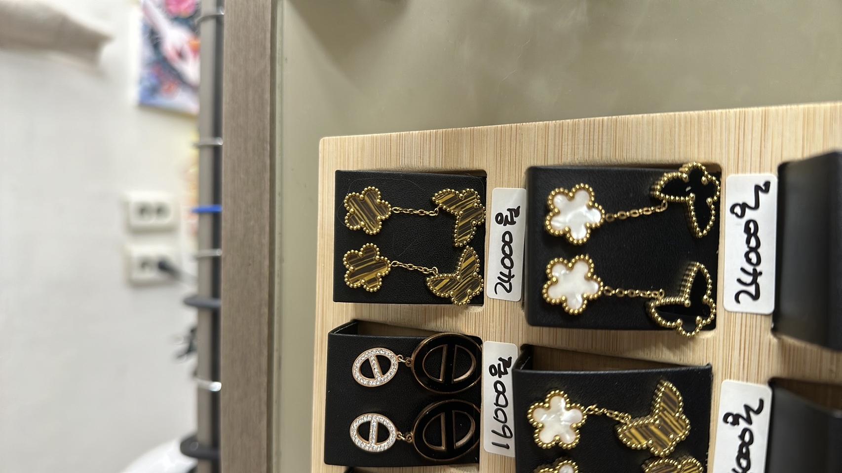 반클리프 올브라운 드롭 귀걸이