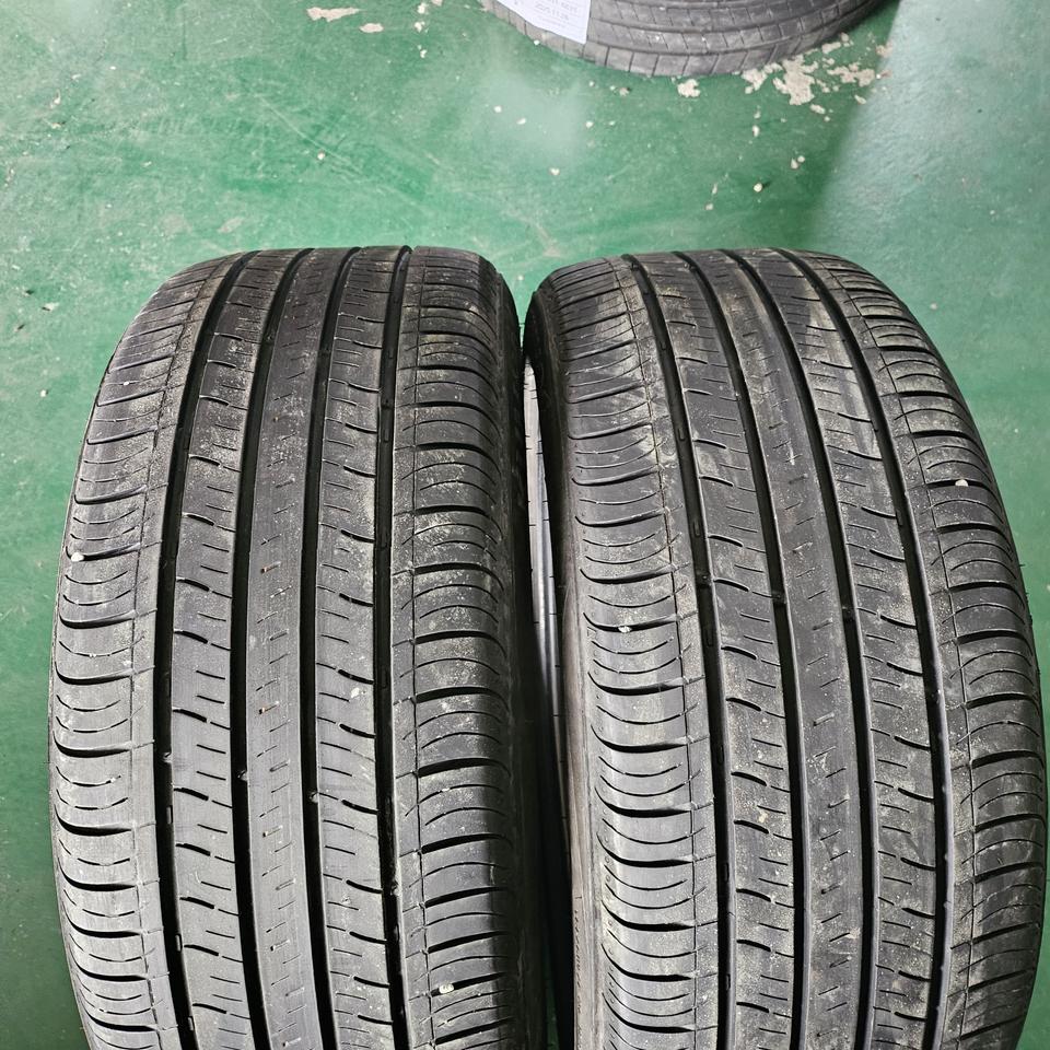 225 45 17 금호타이어 중고 팝니다