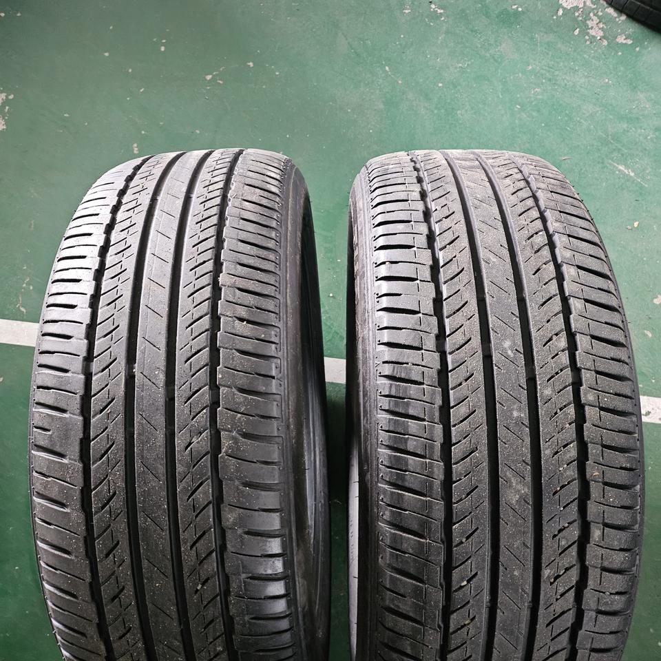 215 55 17 브리지스톤 중고 팝니다