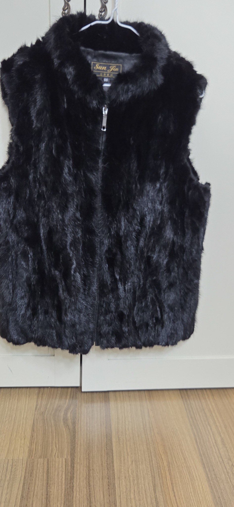 선진모피 ㅡ블랙